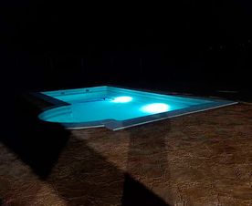 Imper Piscinas piscina con luz